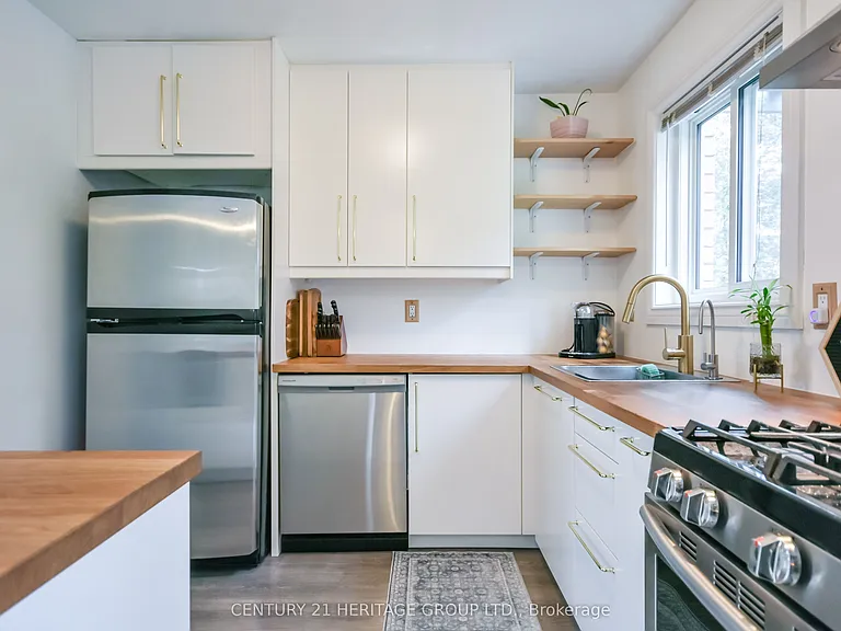 416 Sunnidale Rd — Photo 7
