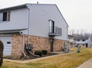 29362 Apple Garden Blvd, Chesterfield, MI 48047