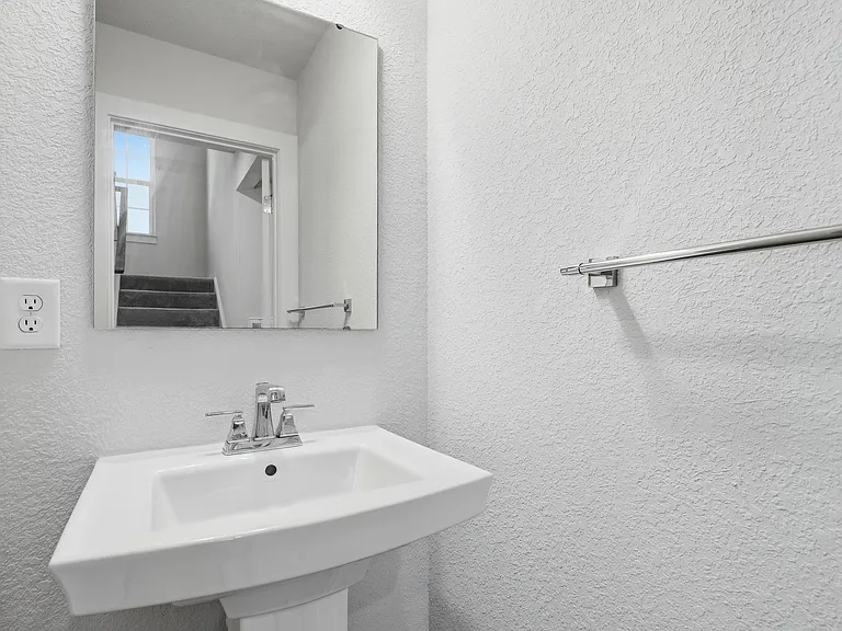101 Iris Cir — Photo 20