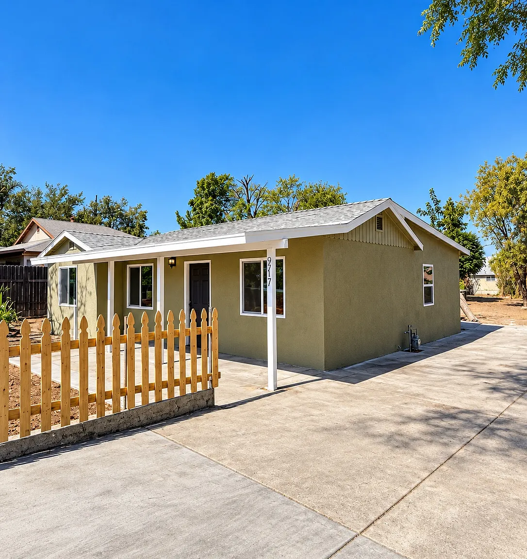 5 bed, 1400 sqft, $4,000 — Photo 1