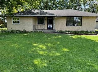 4638 Palmerstone Rd, Rockford, IL 61102