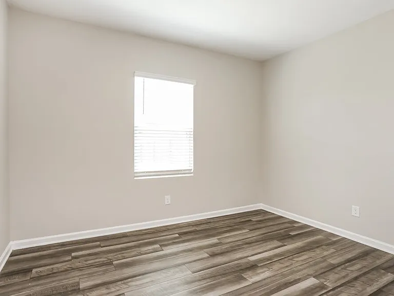 4064 Kendrick Cir — Photo 11