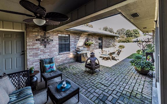 5th image of 205 Bonaire Dr