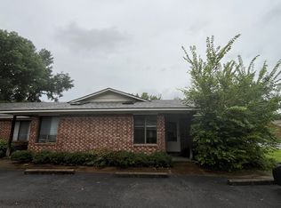 404 Hunter Ridge Ln, Russellville, AR 72801