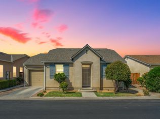 3664 W Cottonwood Ln, Fresno, CA 93711