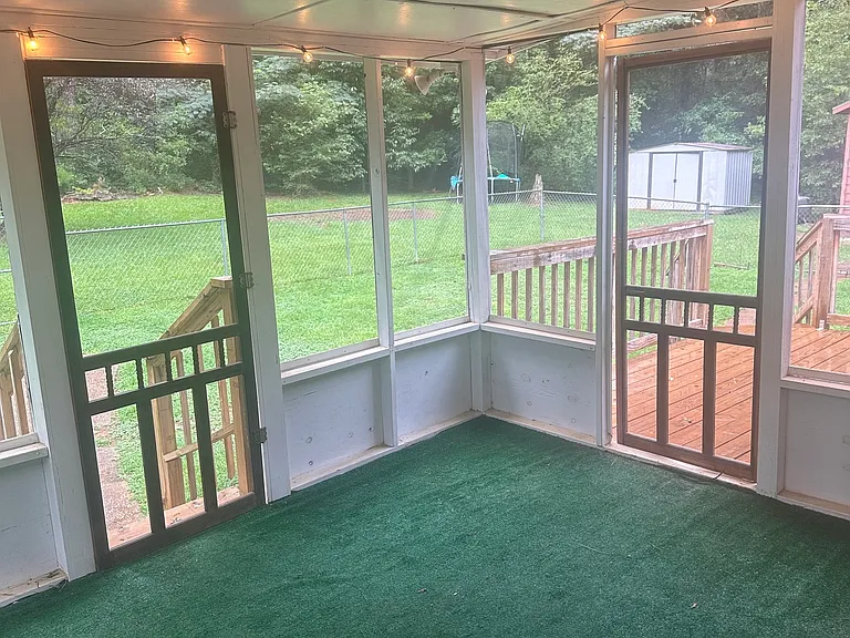 214 Candler Rd — Photo 9