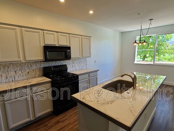 2nd image of 6320 Ingleston Dr #213