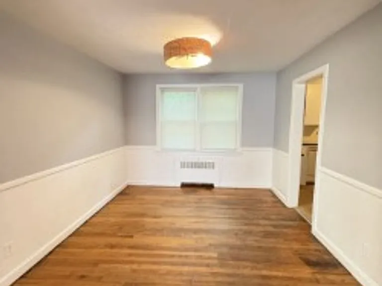 7709 Castleton Pl — Photo 18