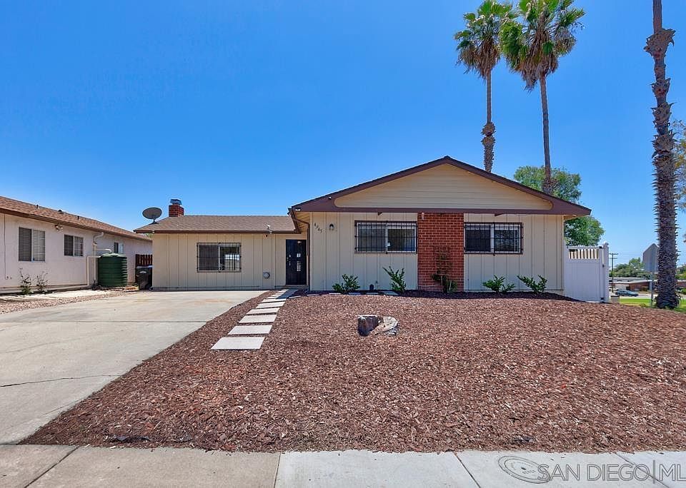 1st image of 4945 Carolina Pl
