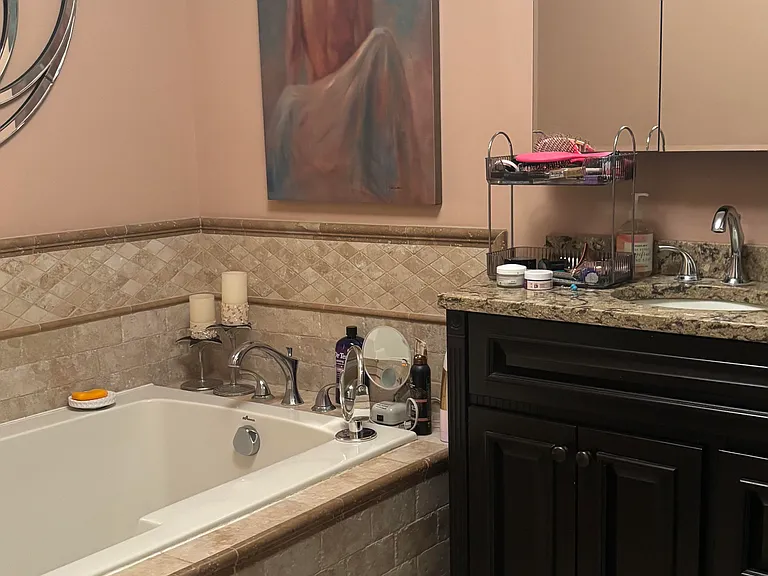 1464 Pleasant Valley Way — Photo 9