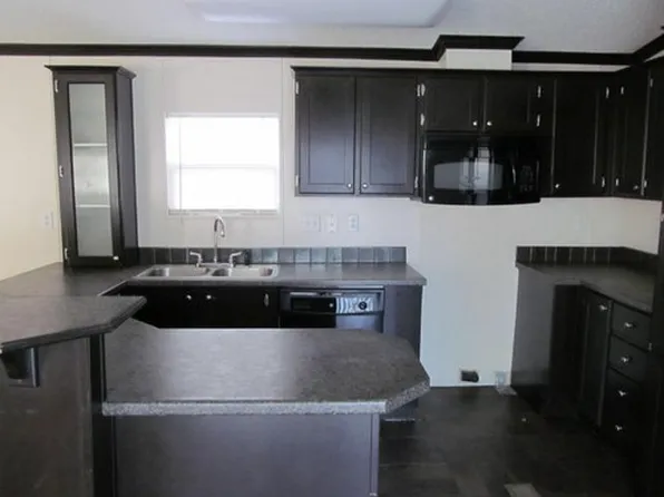 501 Grant, Dowell, IL 62927