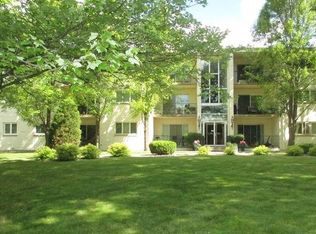 1004 E Harding Dr APT 105, Urbana, IL 61801