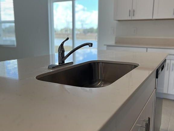 4th image of 11482 Brae Way