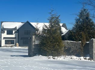 22 Serene Way, Newtown, CT 06470