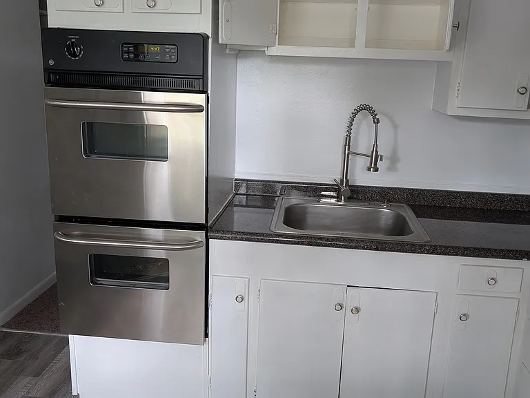 205 Lineberry Rd — Photo 2