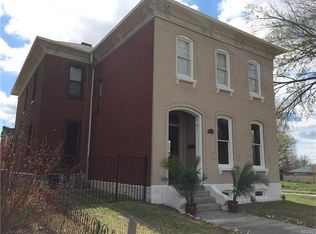 6824 Virginia Ave, Saint Louis, MO 63111