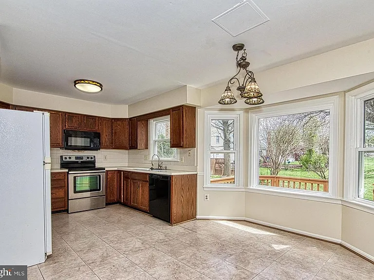 2205 Cedar Mill Ct — Photo 26