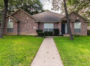 1457 Spinnaker Ln, Azle, TX 76020