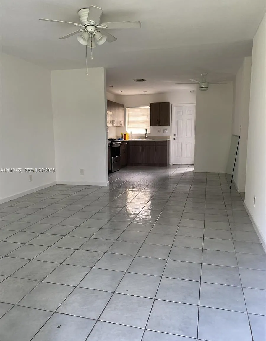 Royal Palm Terrace — Photo 3