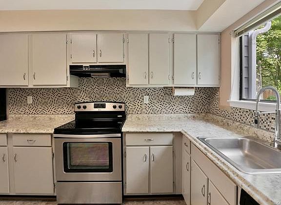 5th image of 1308 Sycamore Square Dr #1308
