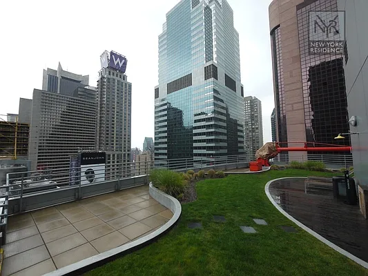 Rented by Corcoran | media 7