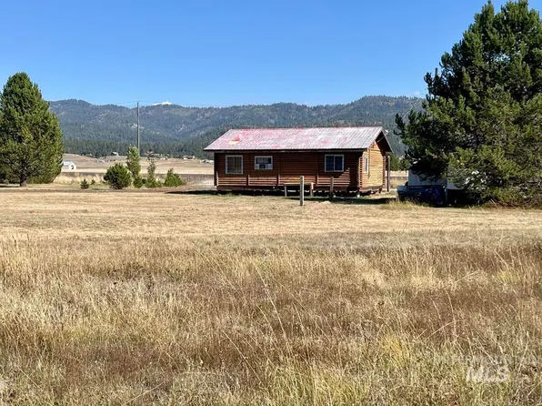 10319 Highway 55, Cascade, ID 83611