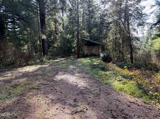 3904 N Bayview Rd, Waldport, OR 97394