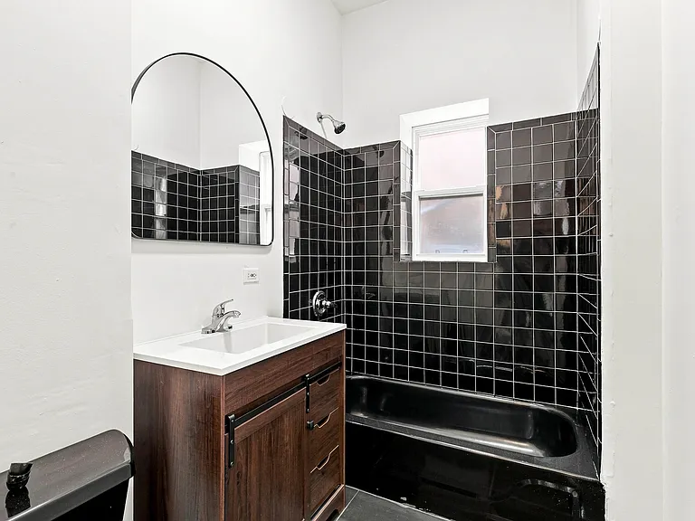 3619 S Giles Ave #3 — Photo 9