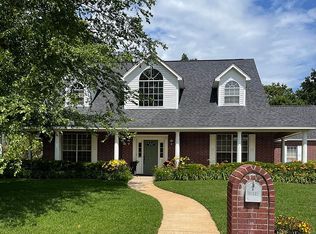 7010 Forest Oak Dr, Texarkana, AR 71854