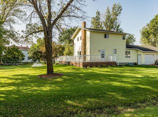415 4th St SE, Glyndon, MN 56547