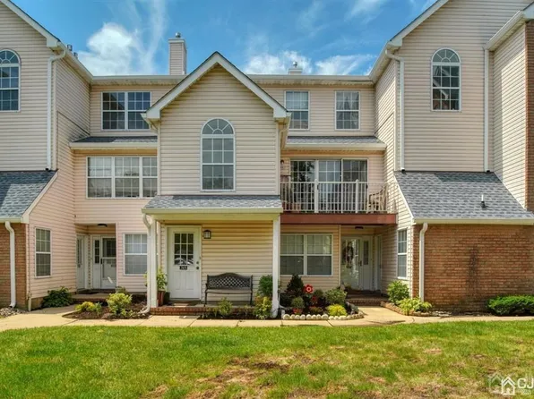 315 Plymouth Rd, North Brunswick, NJ 08902