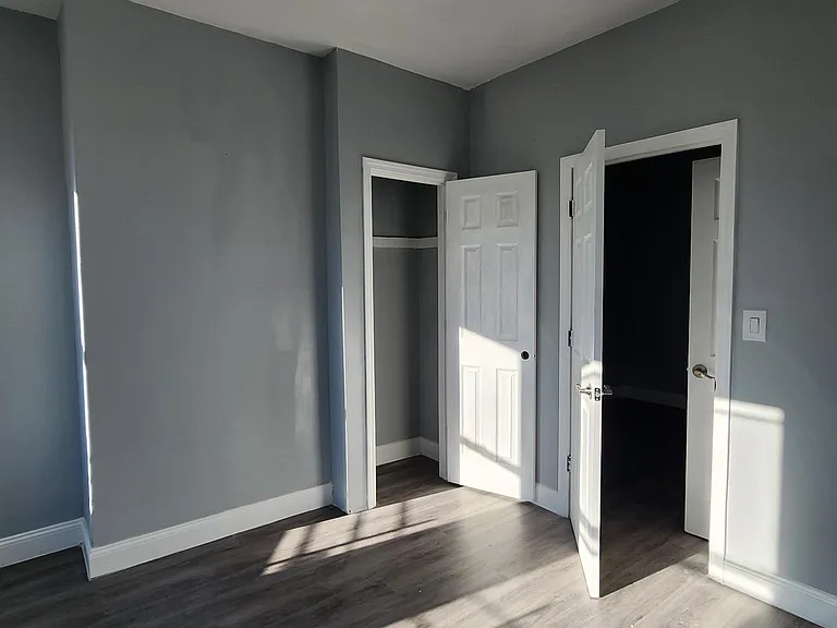 31 Spruce St #2 — Photo 1