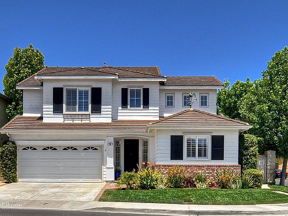 2nd image of 19 Mesa Cir