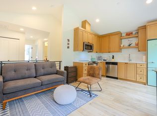 5851 SE Tenino St #B, Portland, OR 97206