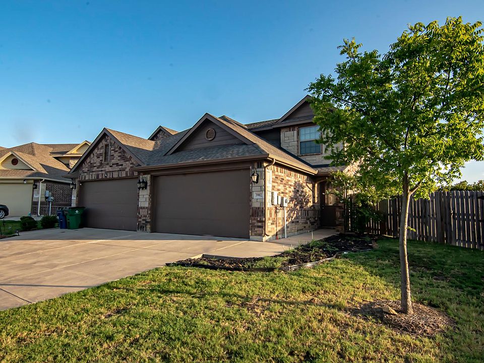 1st image of 3902 Ashton Dr