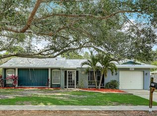 2823 Indianwood Dr, Sarasota, FL 34232