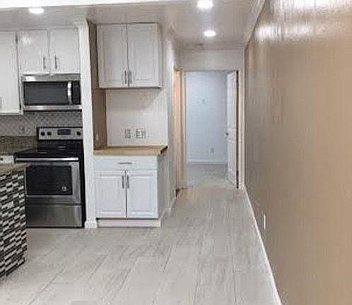 1st image of 615 Vine St Unit 51