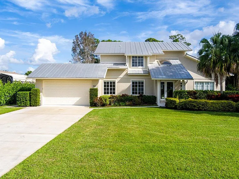 1947 NW Palmetto Ter — Photo 103
