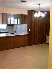 5th image of 4703 Willoughby St