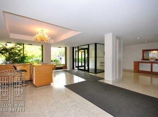 3960 54th St APT 3R, Woodside, NY 11377