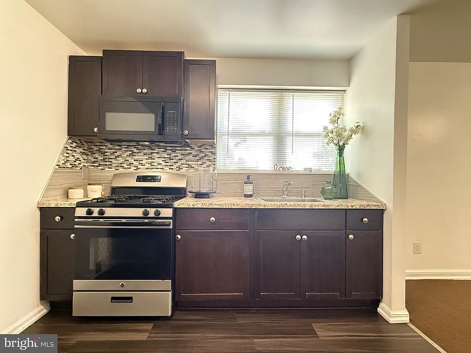 1st image of 182 W Roosevelt Blvd #1/2-1