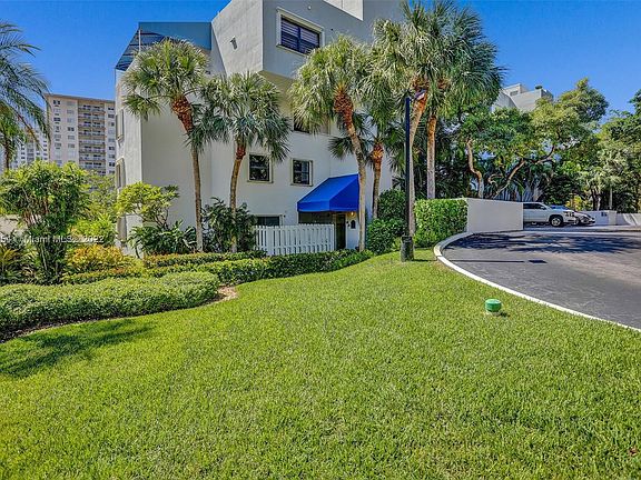 5th image of 406 Poinciana Island Dr #1725