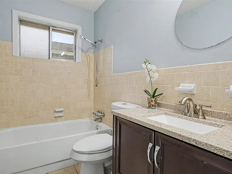 4210 Cork Ln — Photo 12