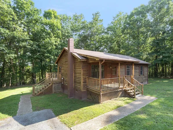 406 Green Meadow Ln, Scottsville, VA 24590