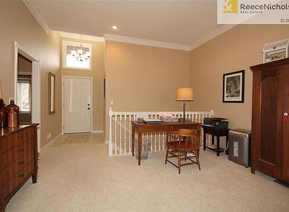 5th image of 4423 S Davidson Dr