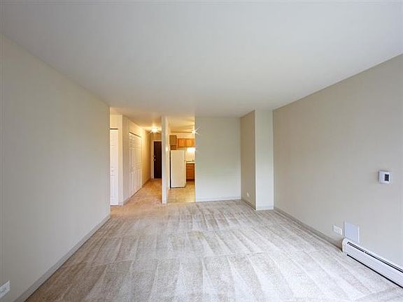 4th image of 216 W Forest Ave #236-101