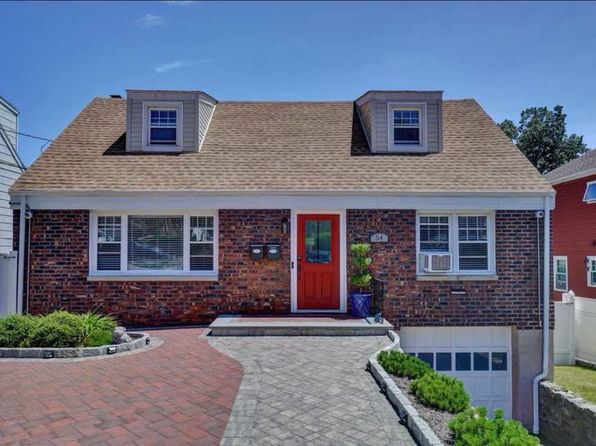 54 McGeory Ave #2