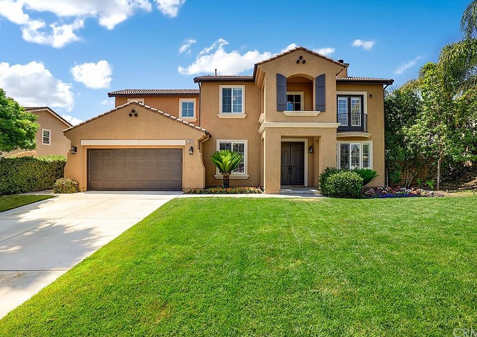 1st image of 1702 Paseo Vista St