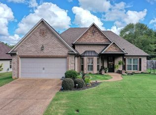 287 Greenhill Dr, Jackson, TN 38305