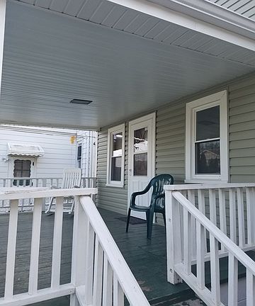 2nd image of 4713 N Oketo Ave